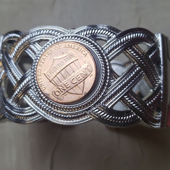 Vernier by 7 Quest Quartz Japan Silver Tone Bangle Women's Watch Bracelet. - Picture 14 of 14